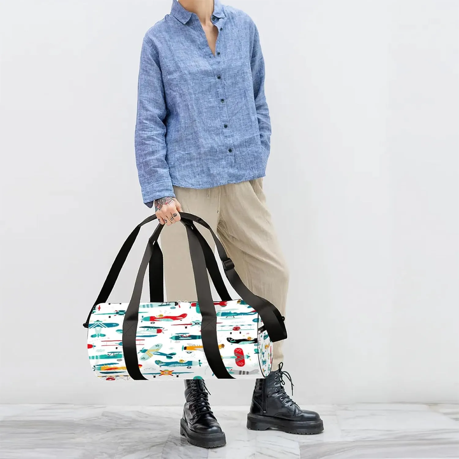 Airplane Print Sports Gym Bag for Men Women Lightweight Travel Duffle Bag with Shoulder Strap Waterproof Carry On Weekender Overnight Bag for Travel Sports Gym