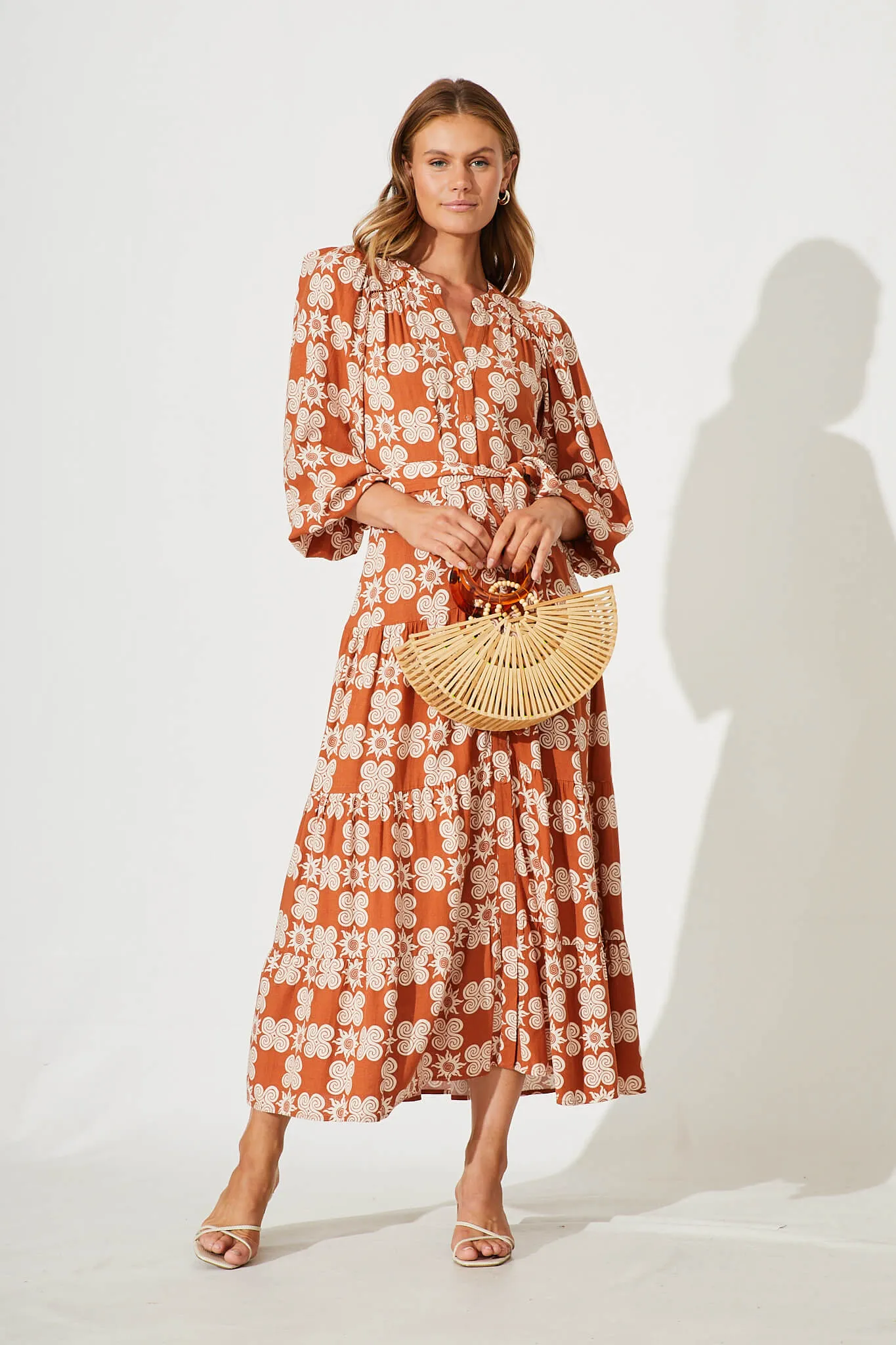 Anouka Maxi Dress In Rust Sun Print Linen Blend