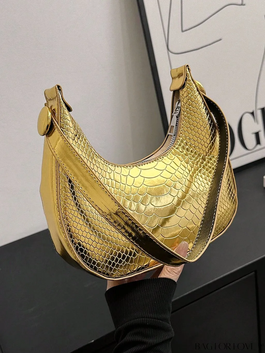 BagForLove - Exquisite Metallic Crocodile-Embossed Hobo Bag
