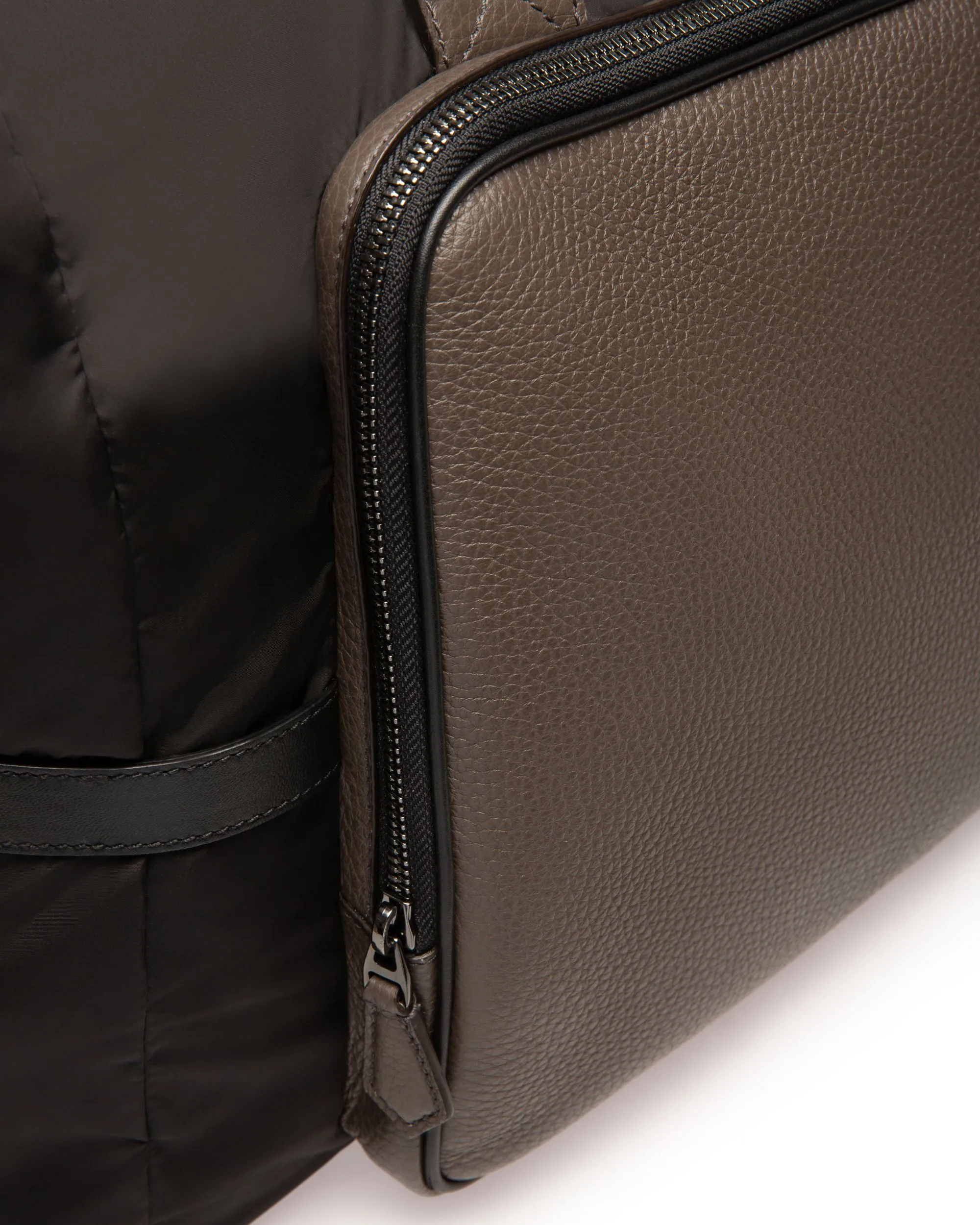 Balten Recycled Nylon Weekender In Black