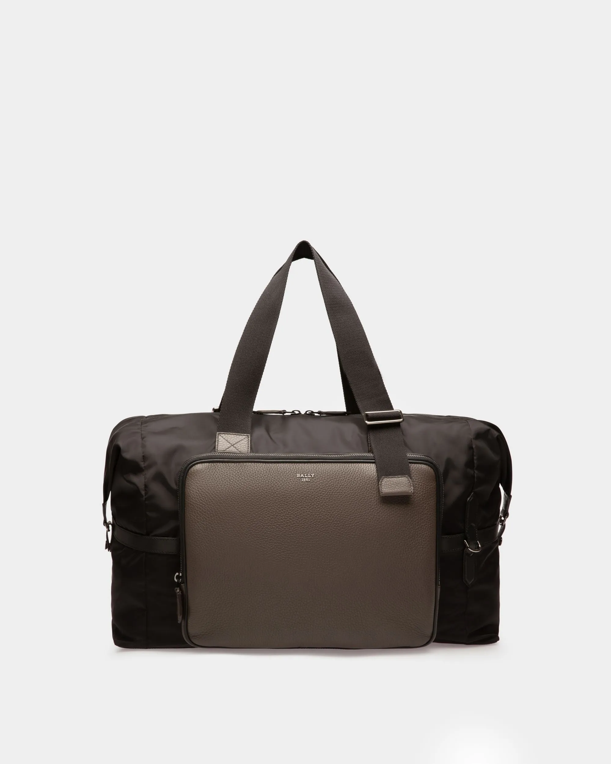 Balten Recycled Nylon Weekender In Black