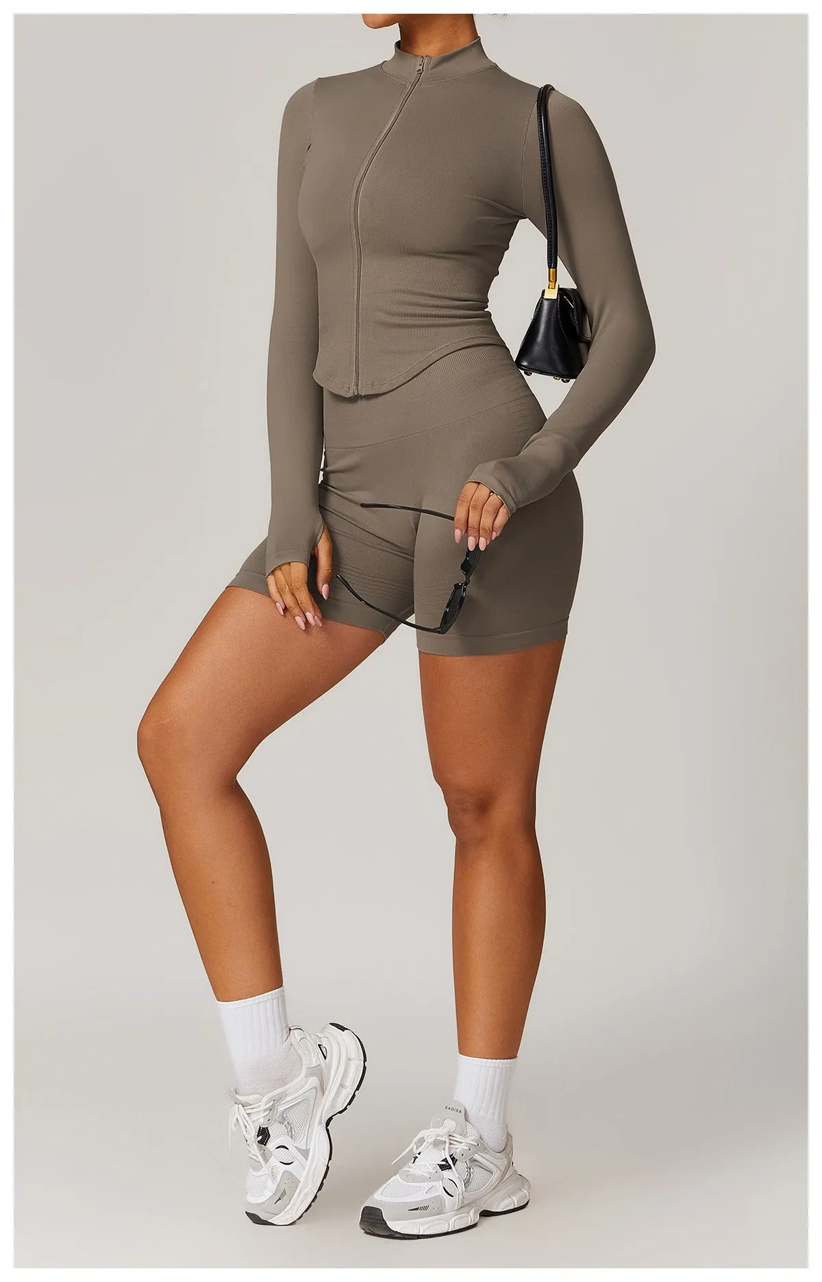 Blake Longsleeve Zip Top