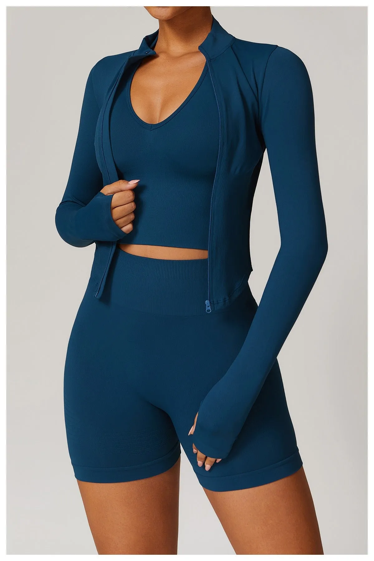 Blake Longsleeve Zip Top