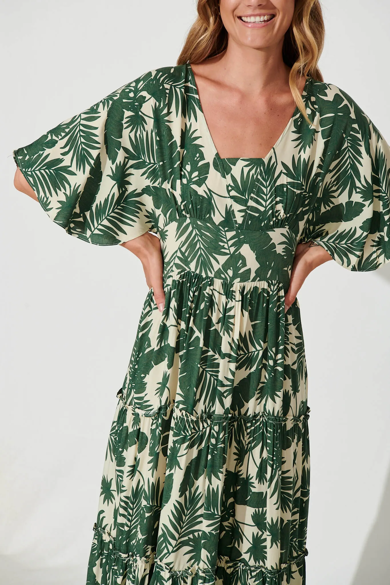 Cameo Maxi Dress In White With Green Leaf Print
