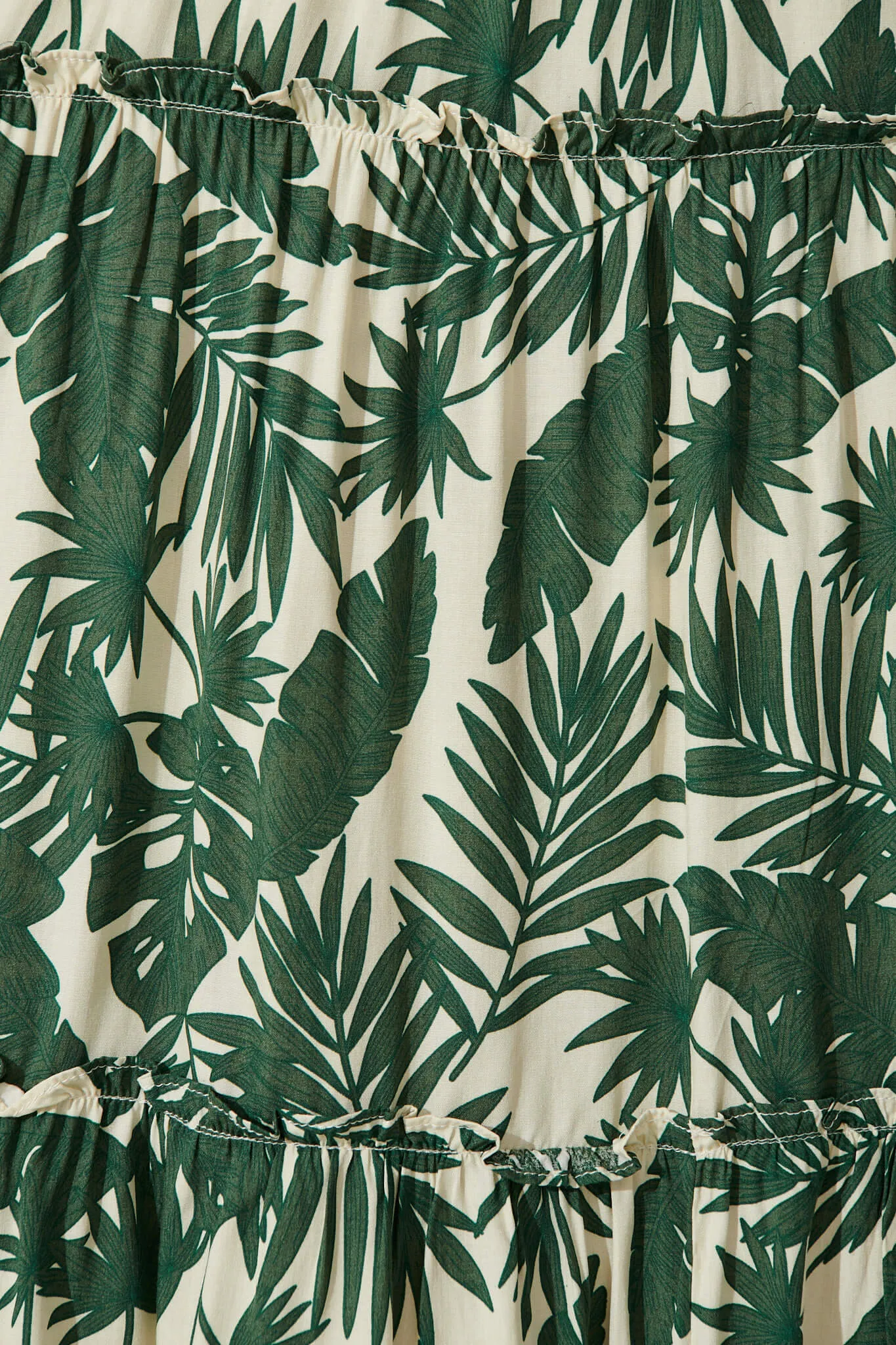 Cameo Maxi Dress In White With Green Leaf Print