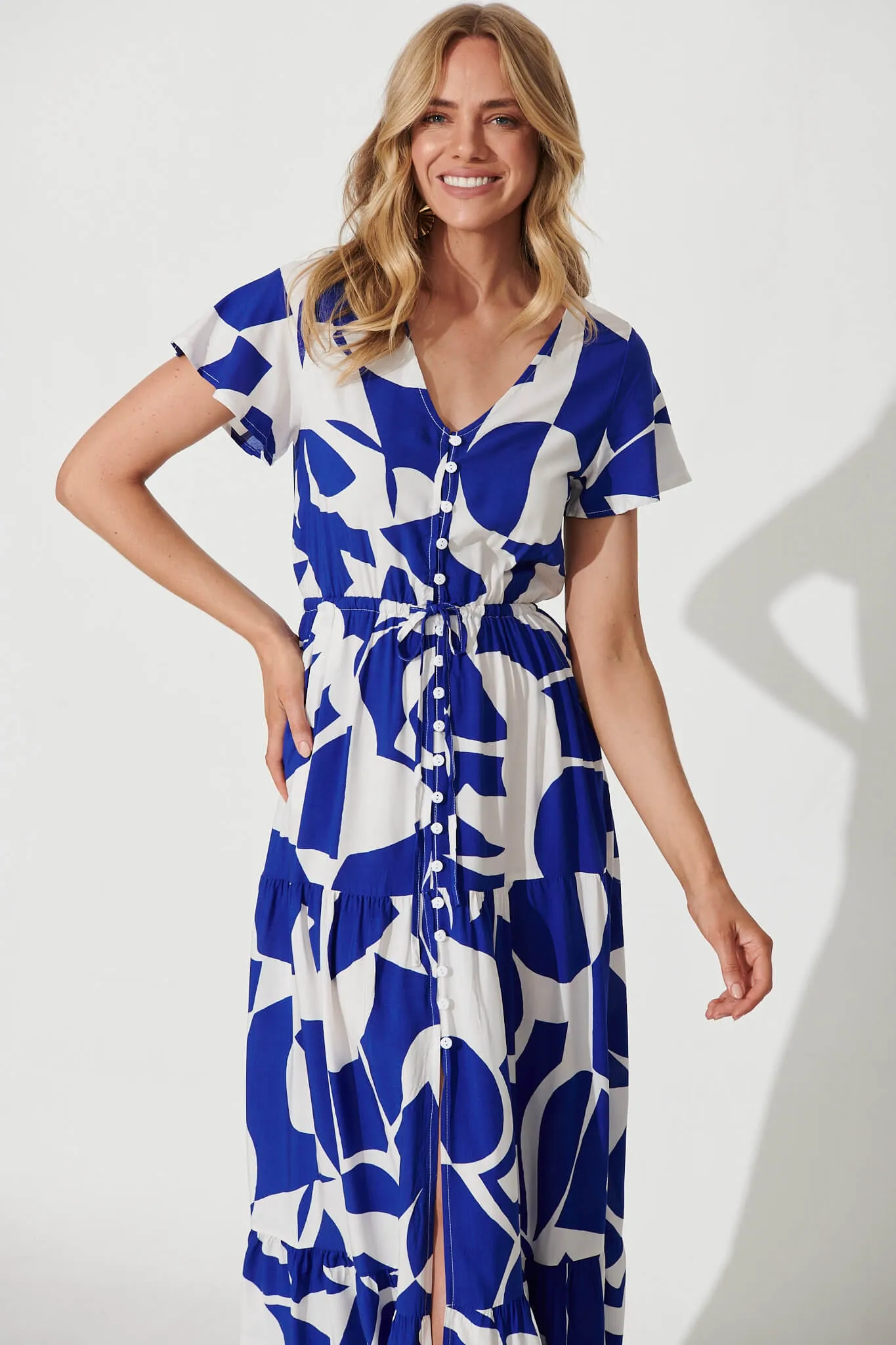 Clairie Maxi Dress In Cobalt With White Geometric Print