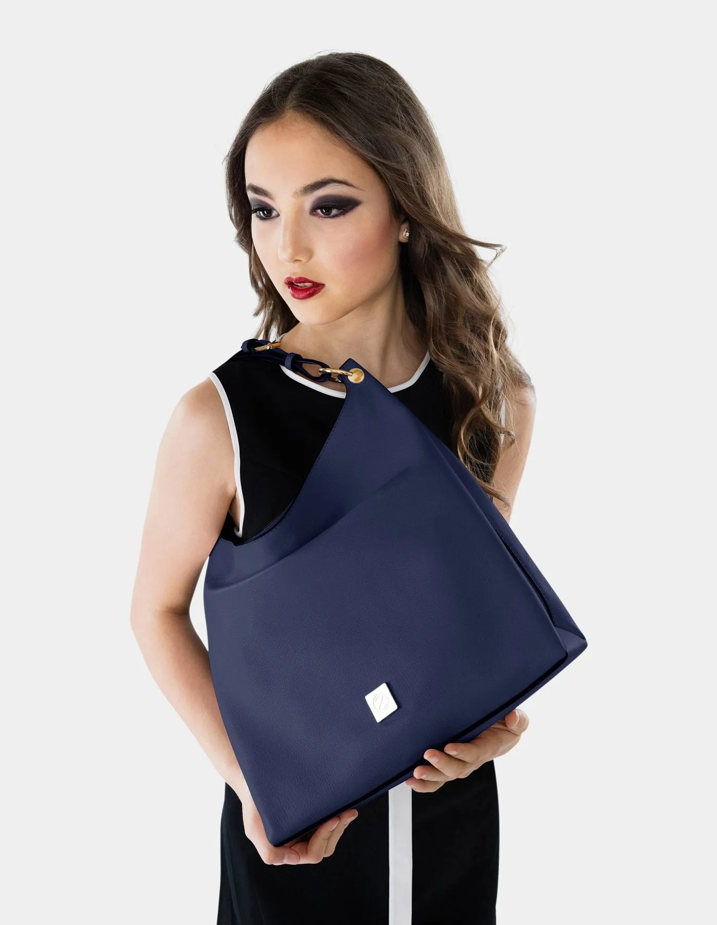 Clementia Hobo Bag Bordeaux