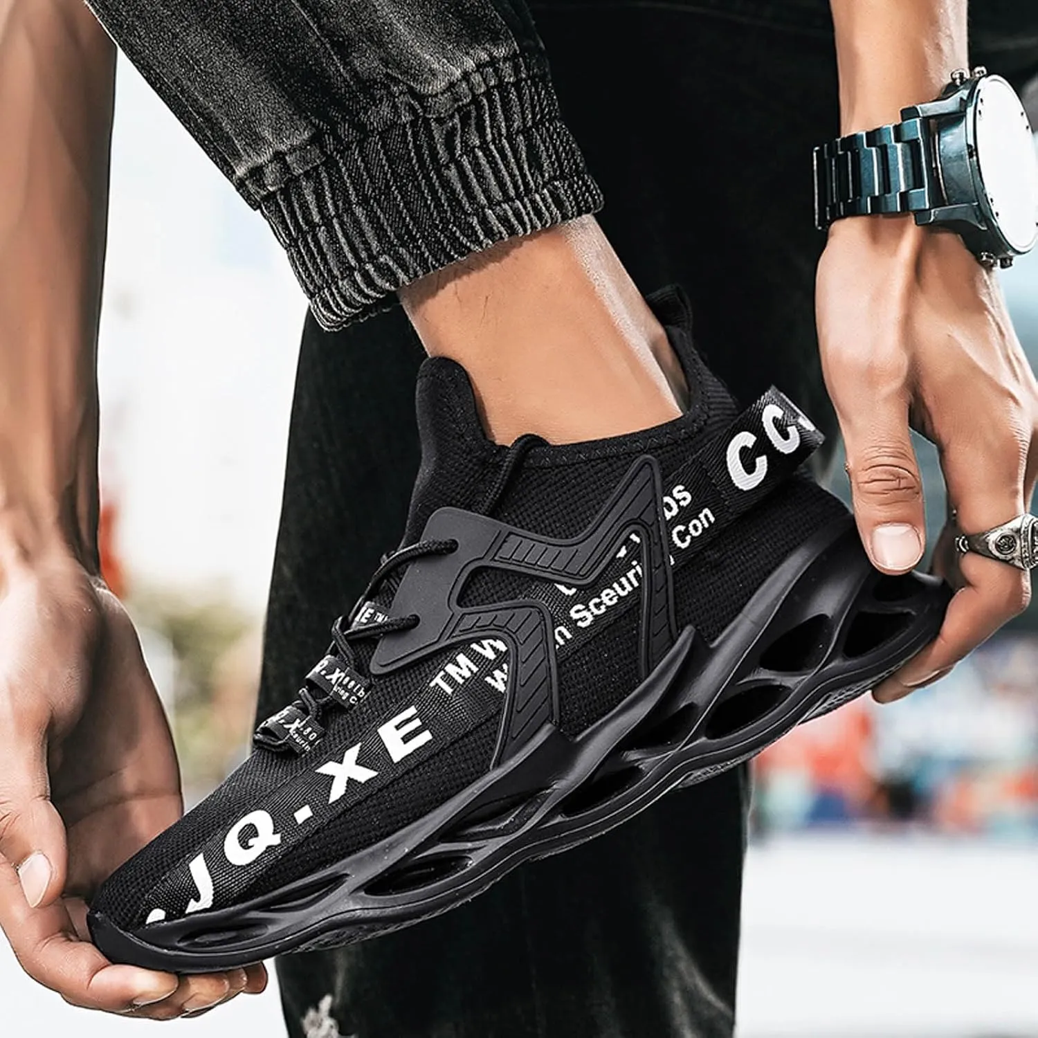 Couples Fashion Solid Color Mesh Shoes for Men and Women Breathable Comfortable Running Shoes Mens Shoes 574 V2 Sneaker