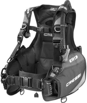 Cressi Lightweight Scuba Diving Jacket BCD with Integrated Movable Weight Pockets and 3 Exhaust Valves: R1: Designed in Italy