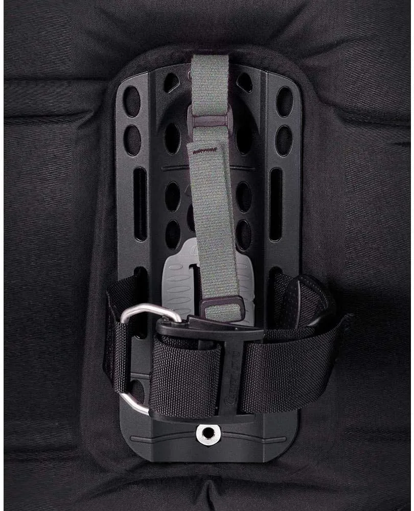 Cressi Lightweight Scuba Diving Jacket BCD with Integrated Movable Weight Pockets and 3 Exhaust Valves: R1: Designed in Italy