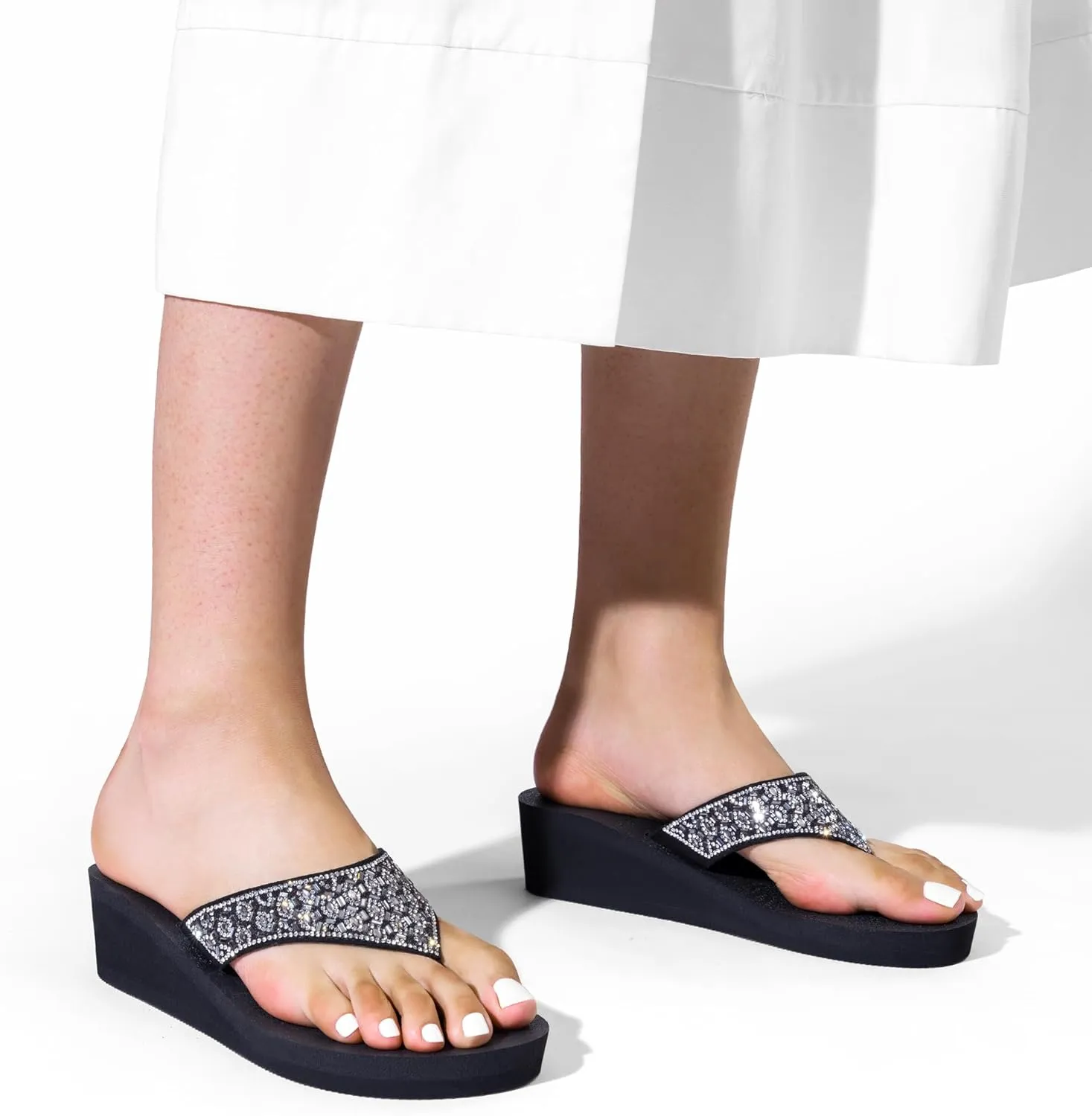 DREAM PAIRS Women's Rhinestone Platform Wedge Flip Flops Summer Beach Comfortable Thong Sandals