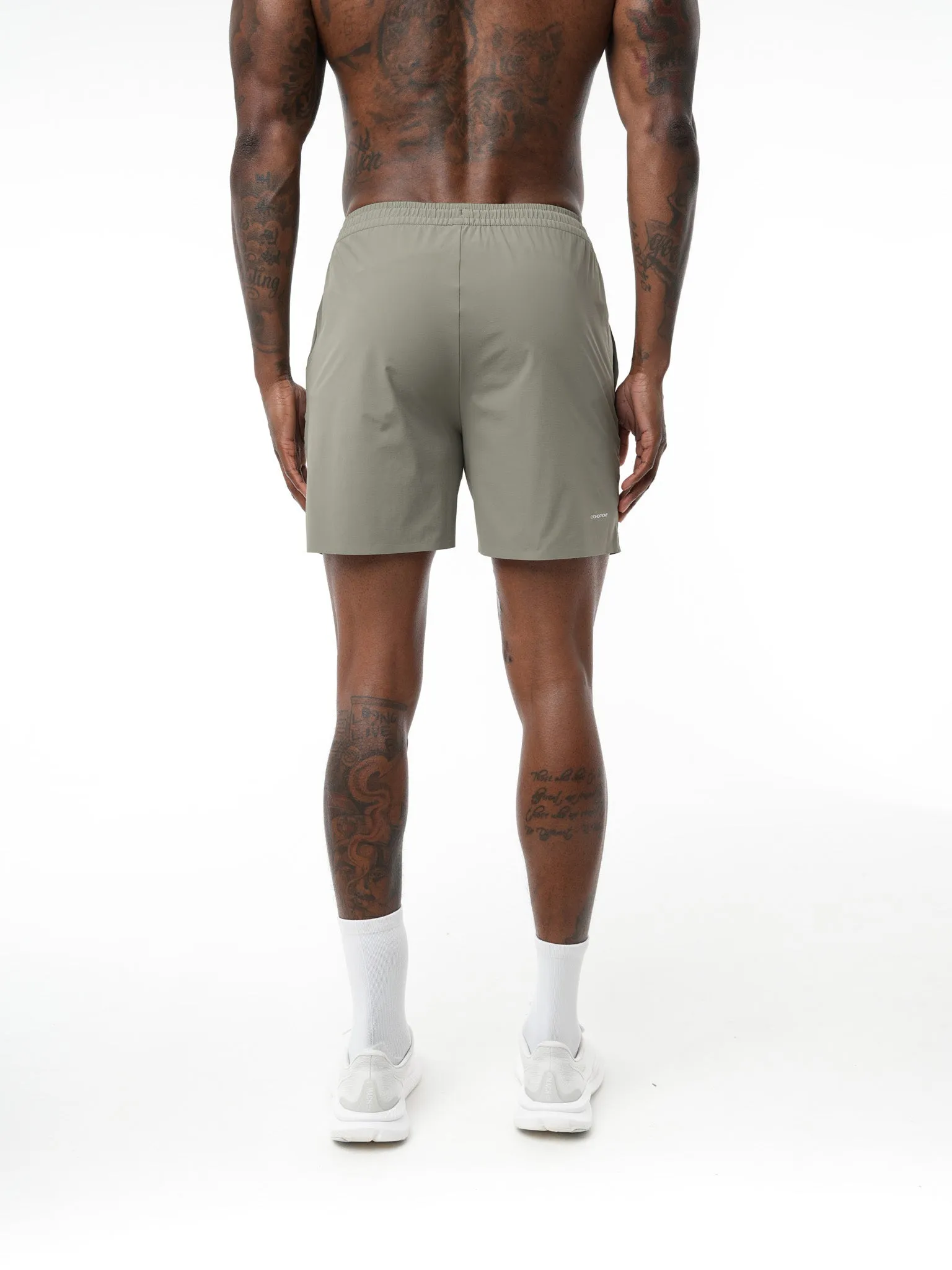 EVERYDAY TRAINING SHORT 5"
