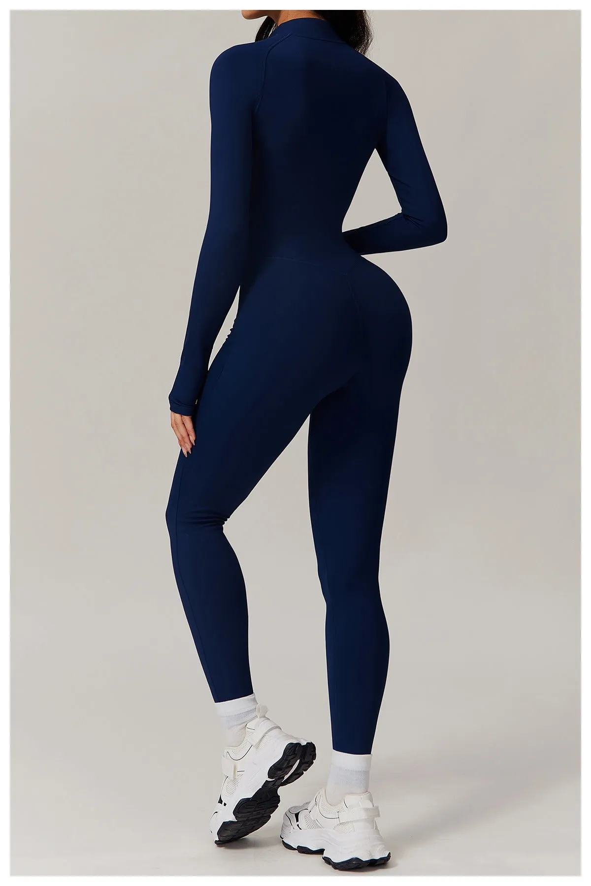Fleeced Warm Longsleeve Jumpsuit (Size down)