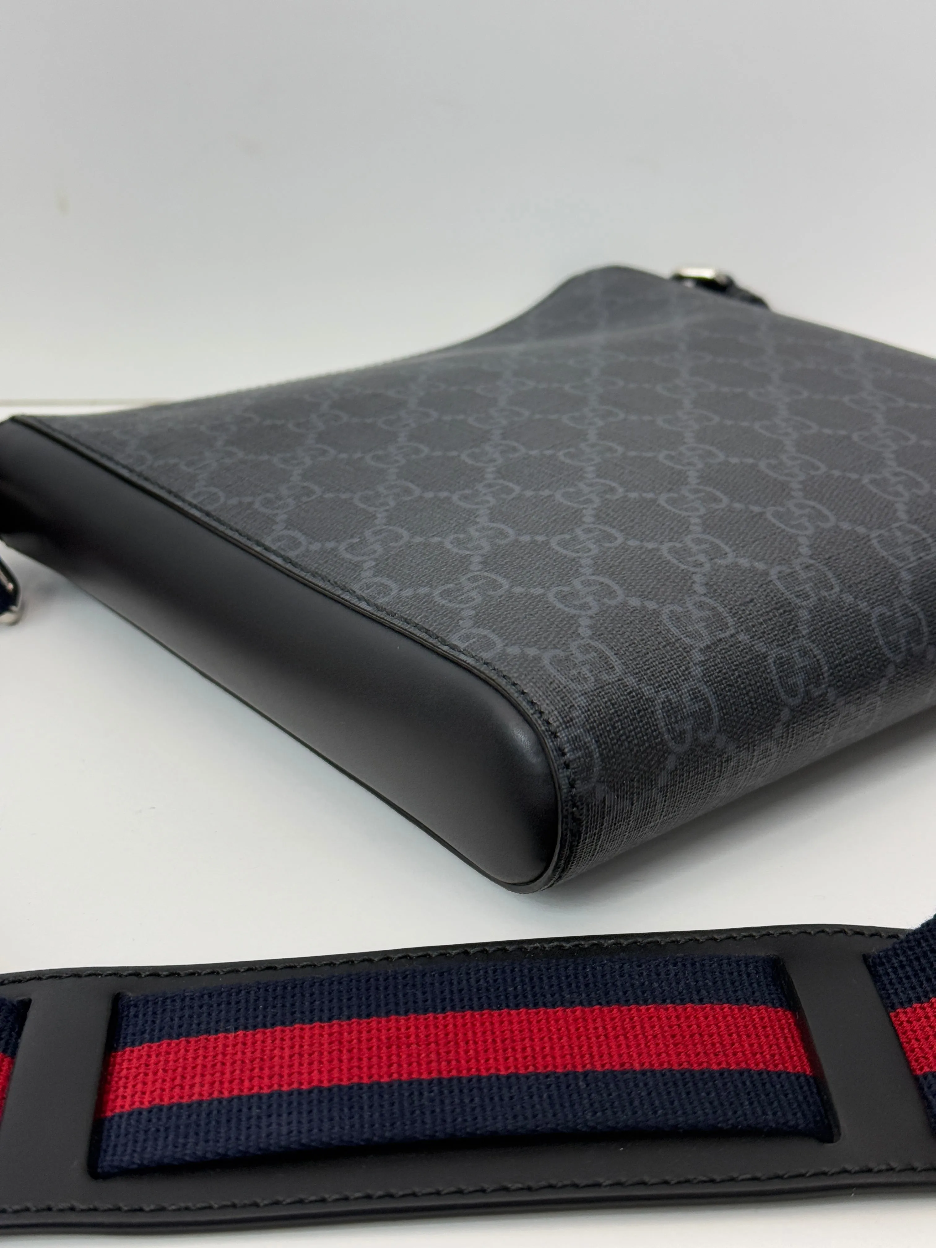 GG Supreme messenger bag