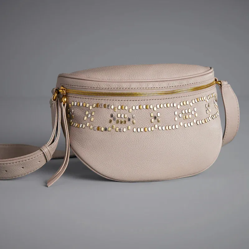 JUNO BELT BAG in Taupe