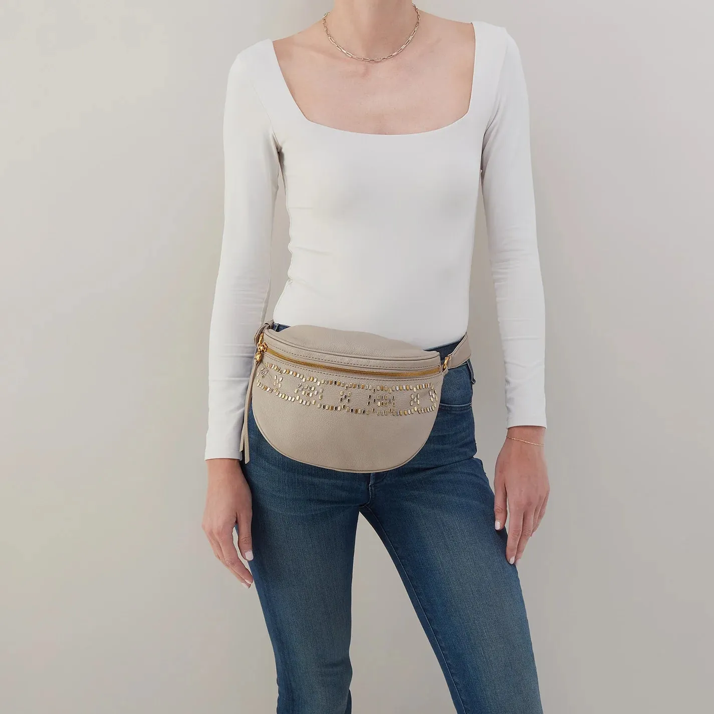 JUNO BELT BAG in Taupe