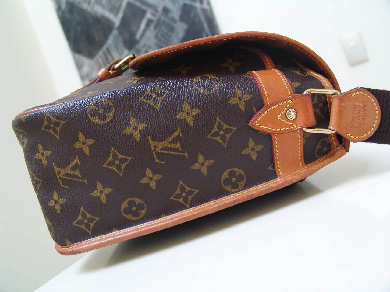 Louis Vuitton Monogram Sac Gibecière GM