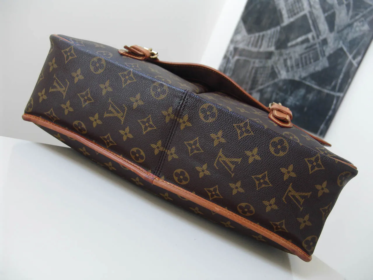 Louis Vuitton Monogram Sac Gibecière GM