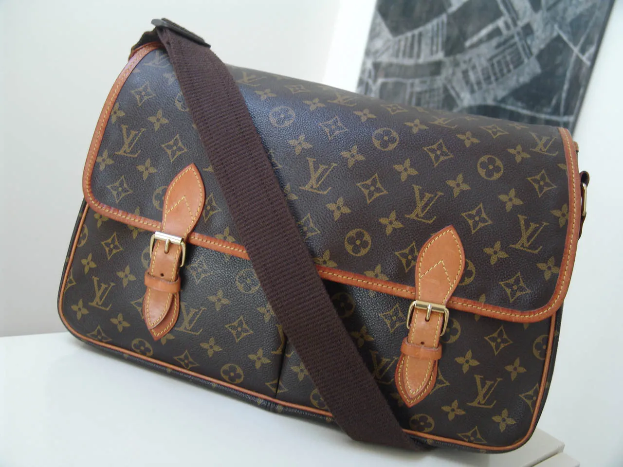 Louis Vuitton Monogram Sac Gibecière GM