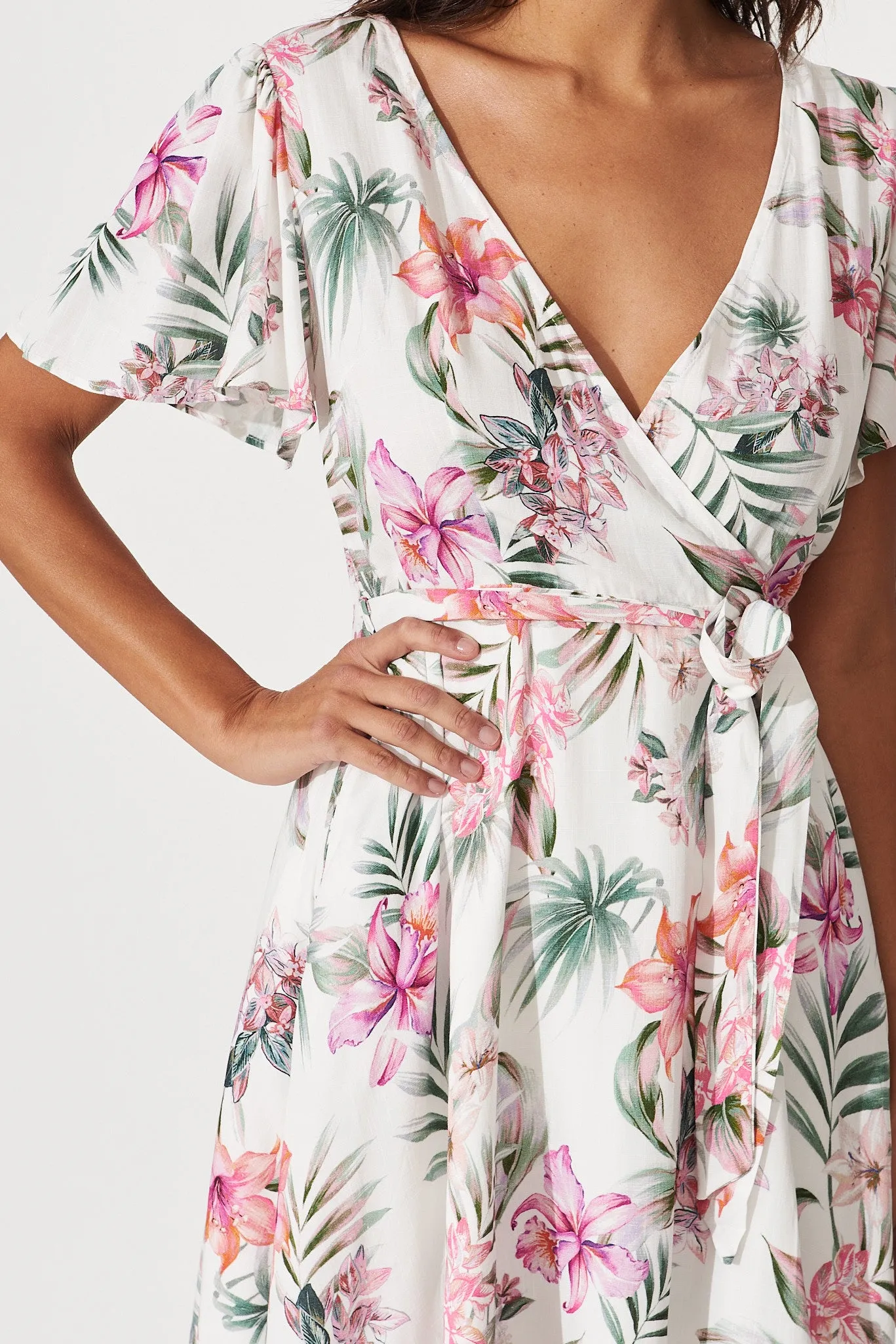 Ocean Avenue Dress In White With Tropical Floral Print Linen Blend
