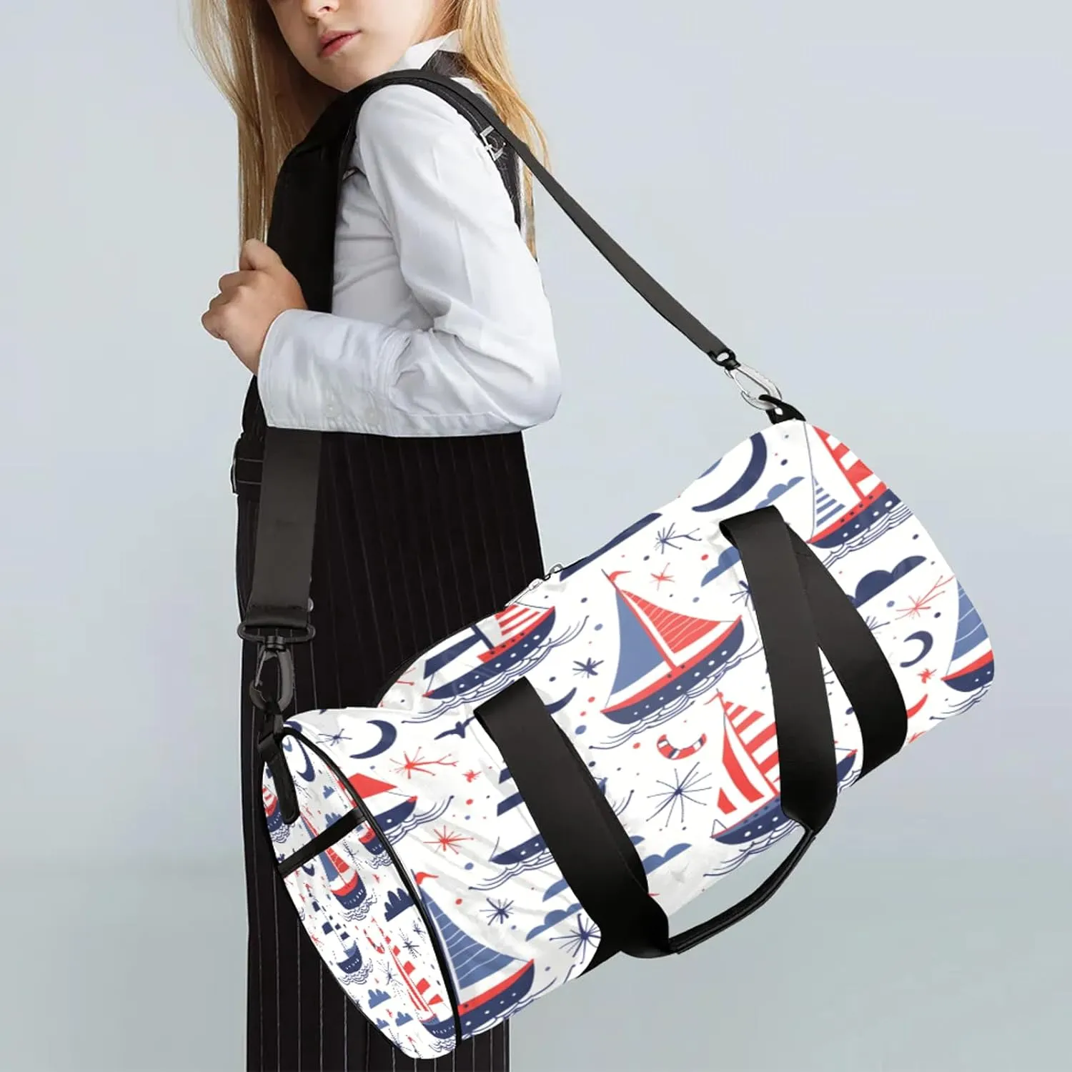 Ocean Sailboat Print Sports Gym Bag for Men Women Lightweight Travel Duffle Bag with Shoulder Strap Waterproof Carry On Weekender Overnight Bag for Travel Sports Gym