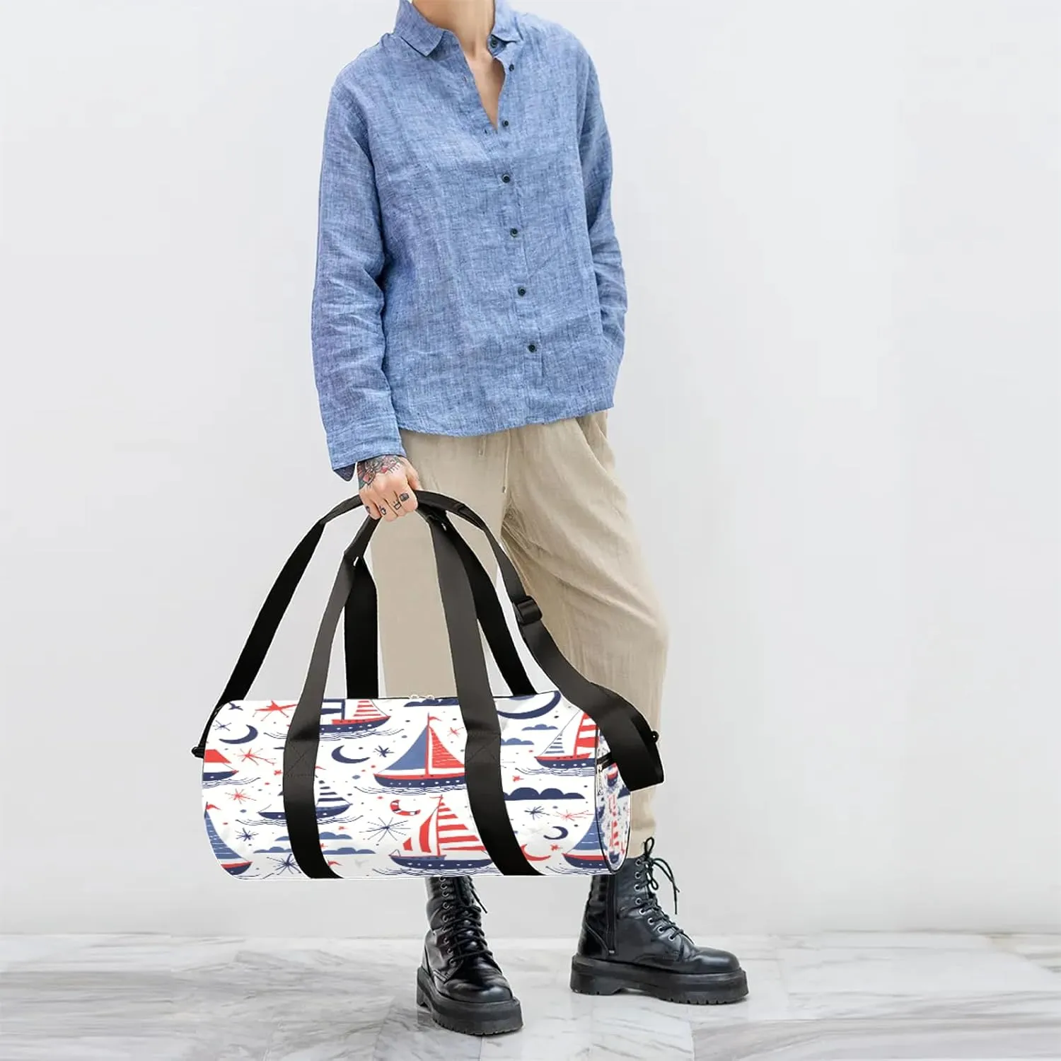 Ocean Sailboat Print Sports Gym Bag for Men Women Lightweight Travel Duffle Bag with Shoulder Strap Waterproof Carry On Weekender Overnight Bag for Travel Sports Gym