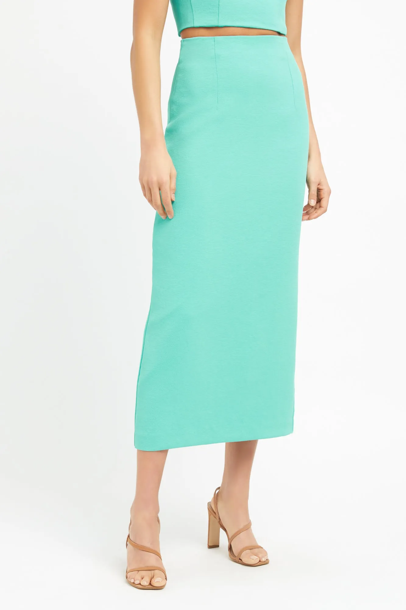 Oyster Column Skirt