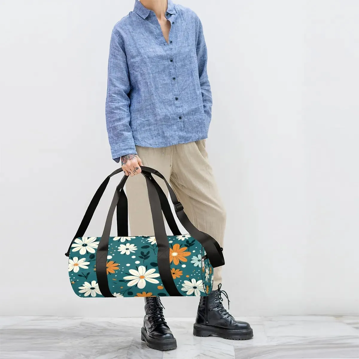 Retro Daisy Flowers Travel Duffle Bag Gym Bag for Women Men Lightweight Carry on Duffel Bag for Sports Gyms Weekend Getaway