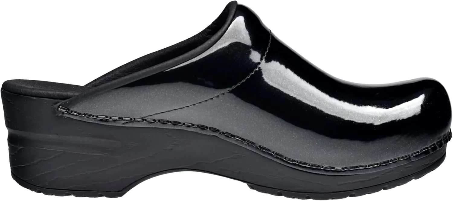 Sanita Isadora' Monochrome Print Clogs (Art: 457628)