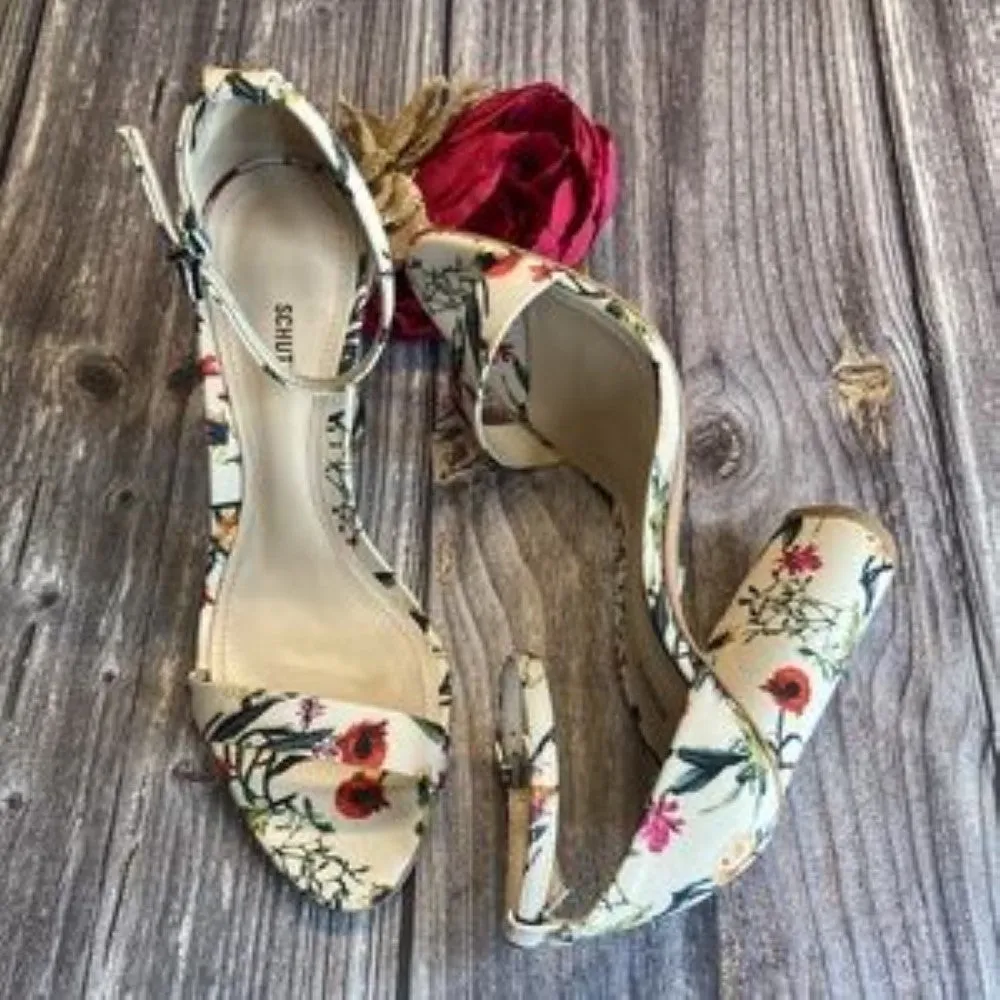 Schultz Jeannine Floral Canvas Sandals 7B
