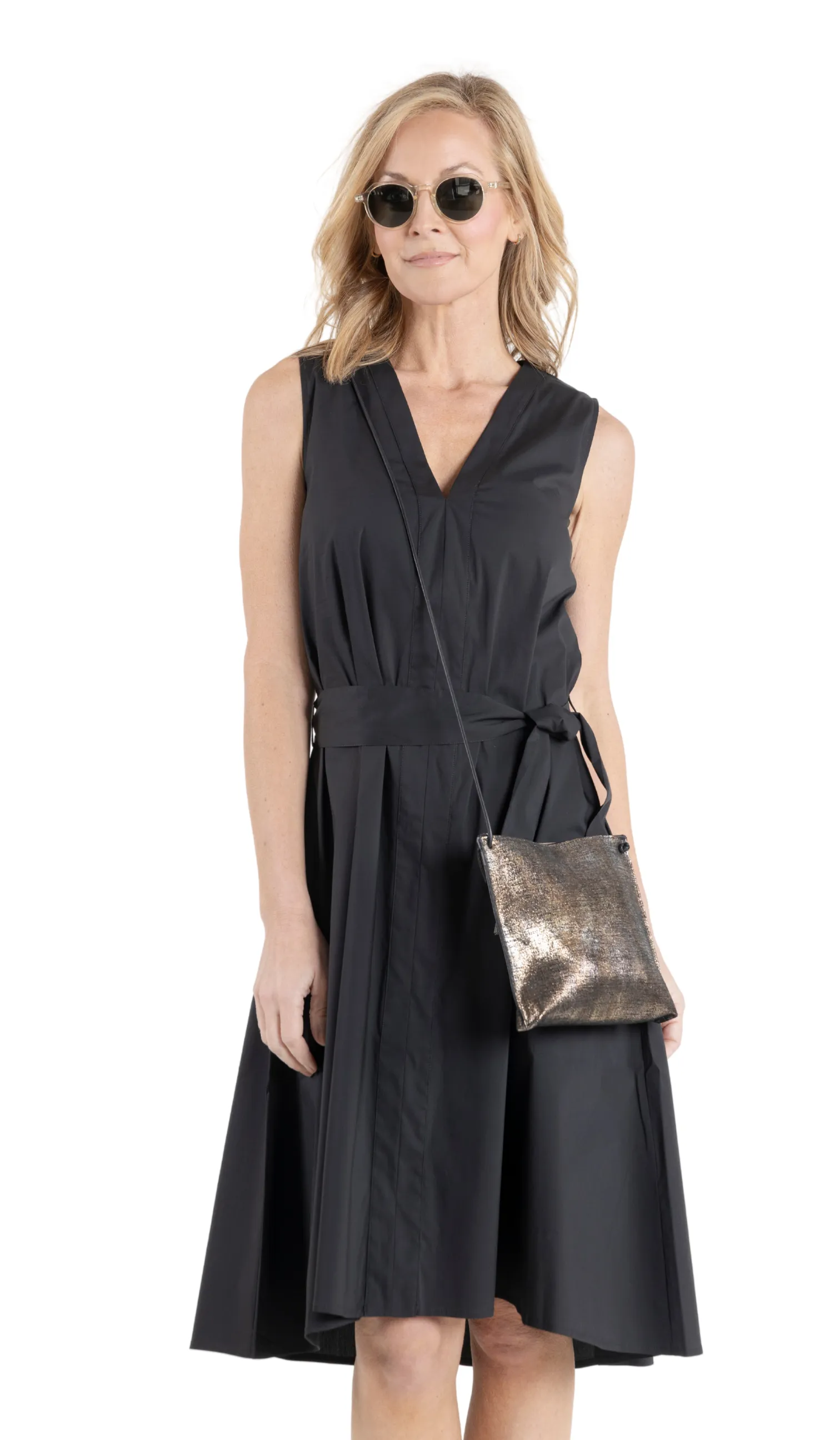 STRAPPY POUCH