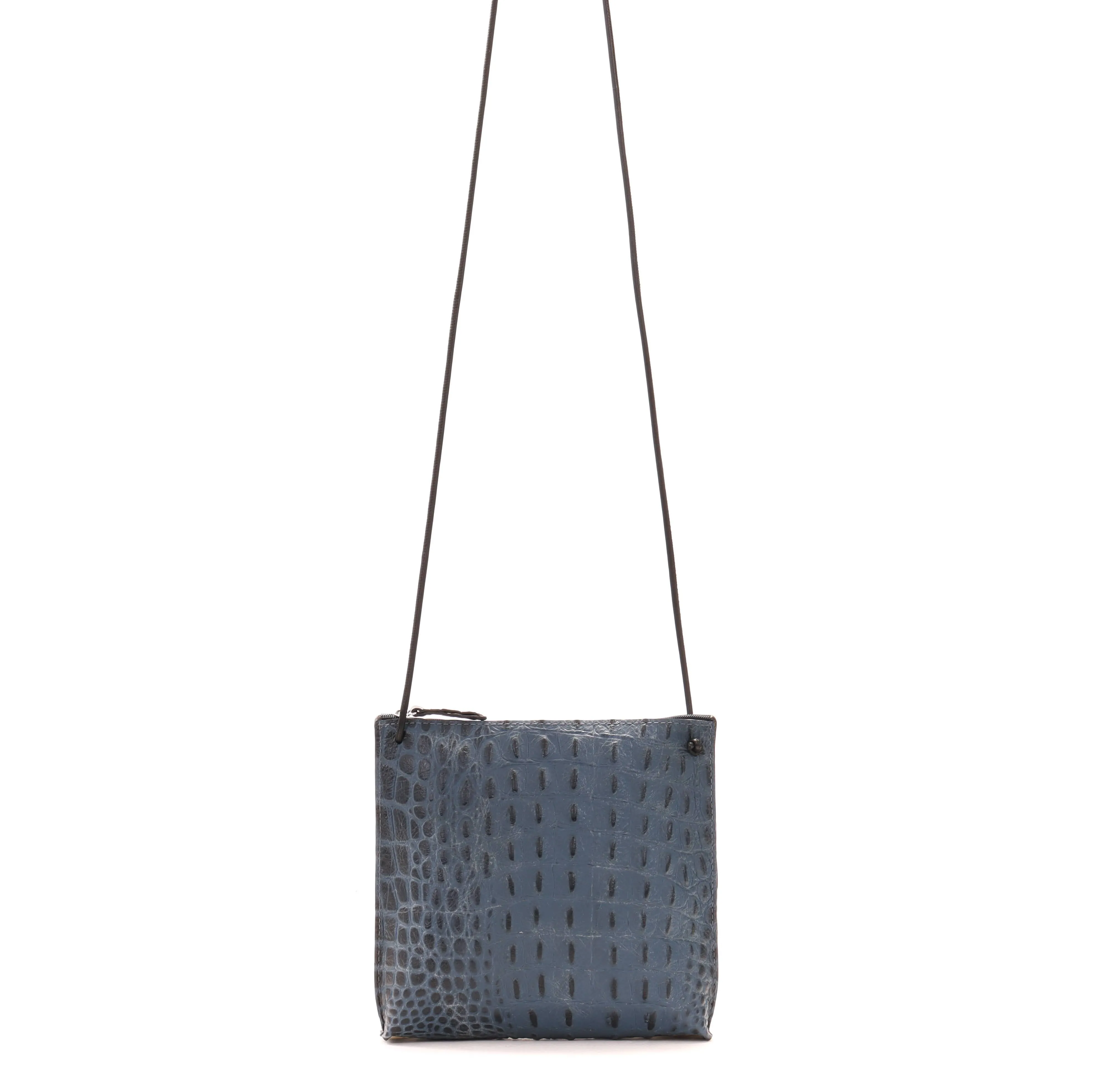 STRAPPY POUCH
