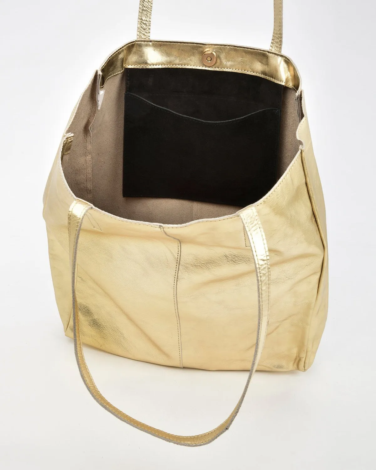 VENUS: METALLIC LEATHER TOTE - CHAMPAGNE