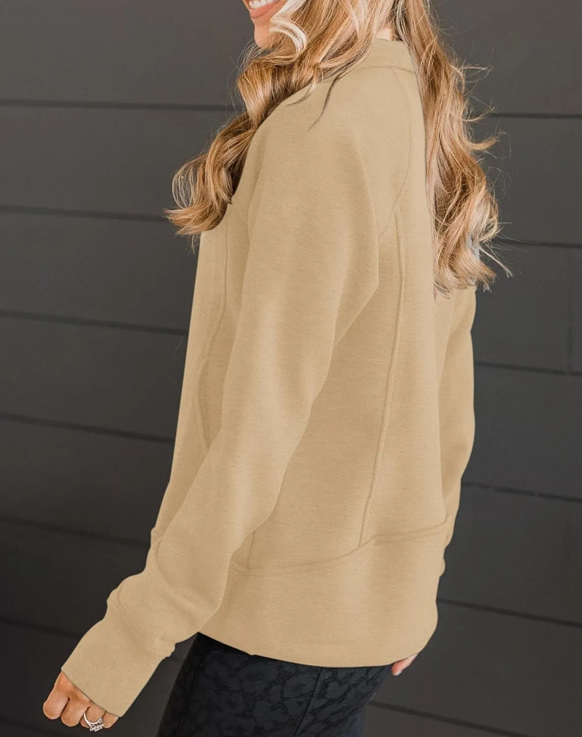 Vivitulip Women’s Full Zip Up Athletic Jacket Long Sleeve Lightweight Pocketed Workout Coat Tops with Thumb Holes