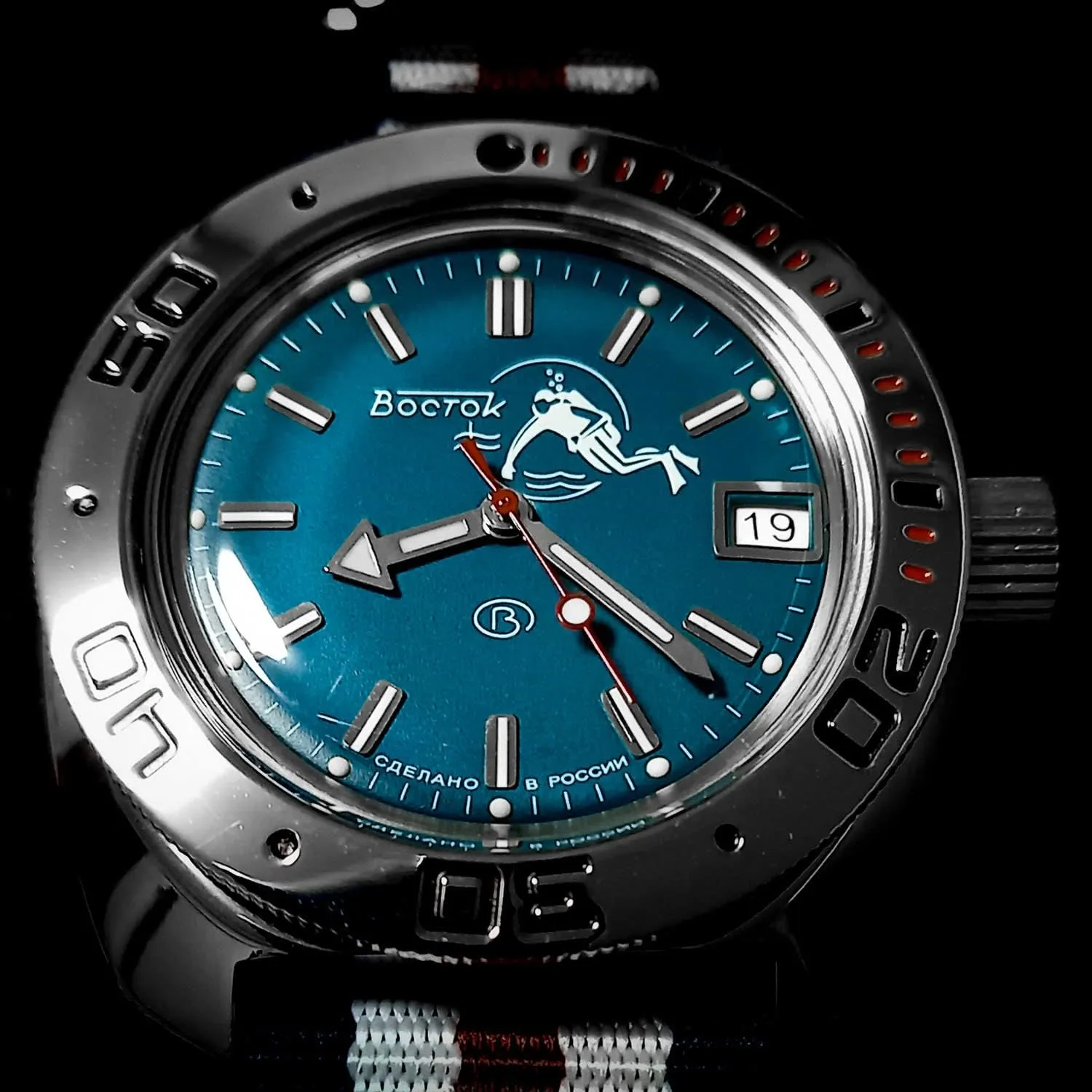 VOSTOK | Scuba Dude Amphibian Automatic Self-Winding Russian Diver Wrist Watch | WR 200m | Fashion | Business | Casual Men's Watches | Model 710059