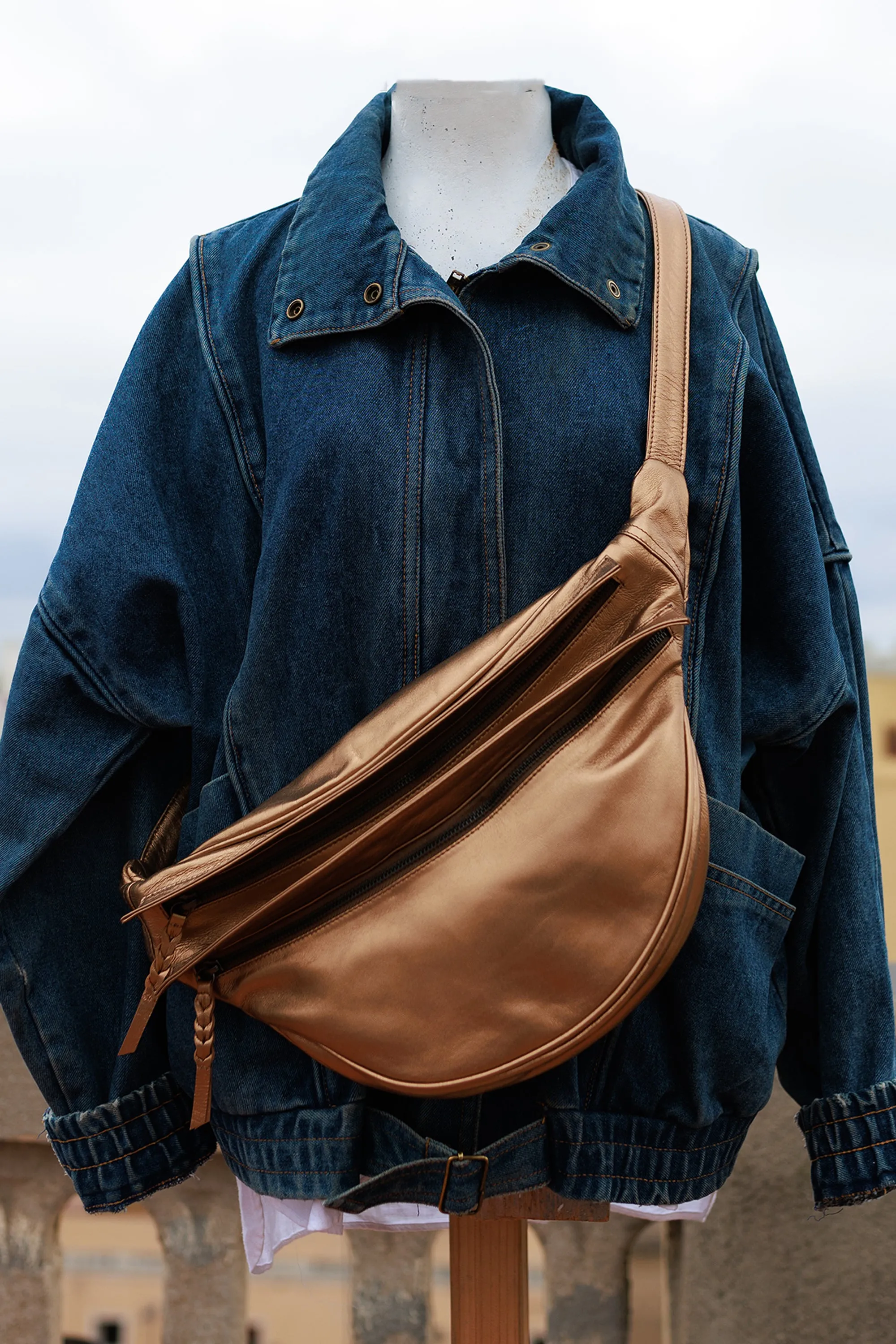 Women's Metallic Hobo Bag