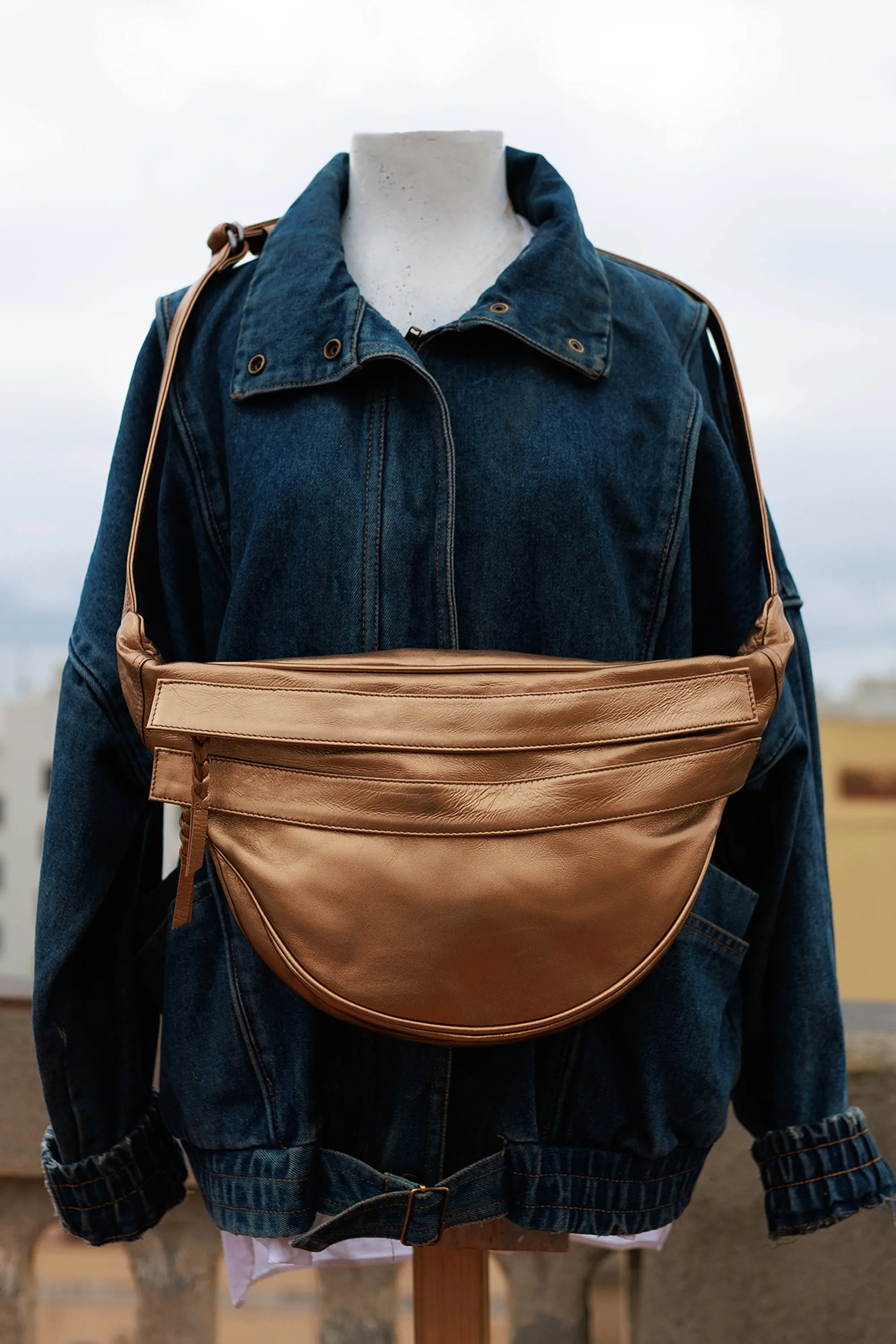 Women's Metallic Hobo Bag