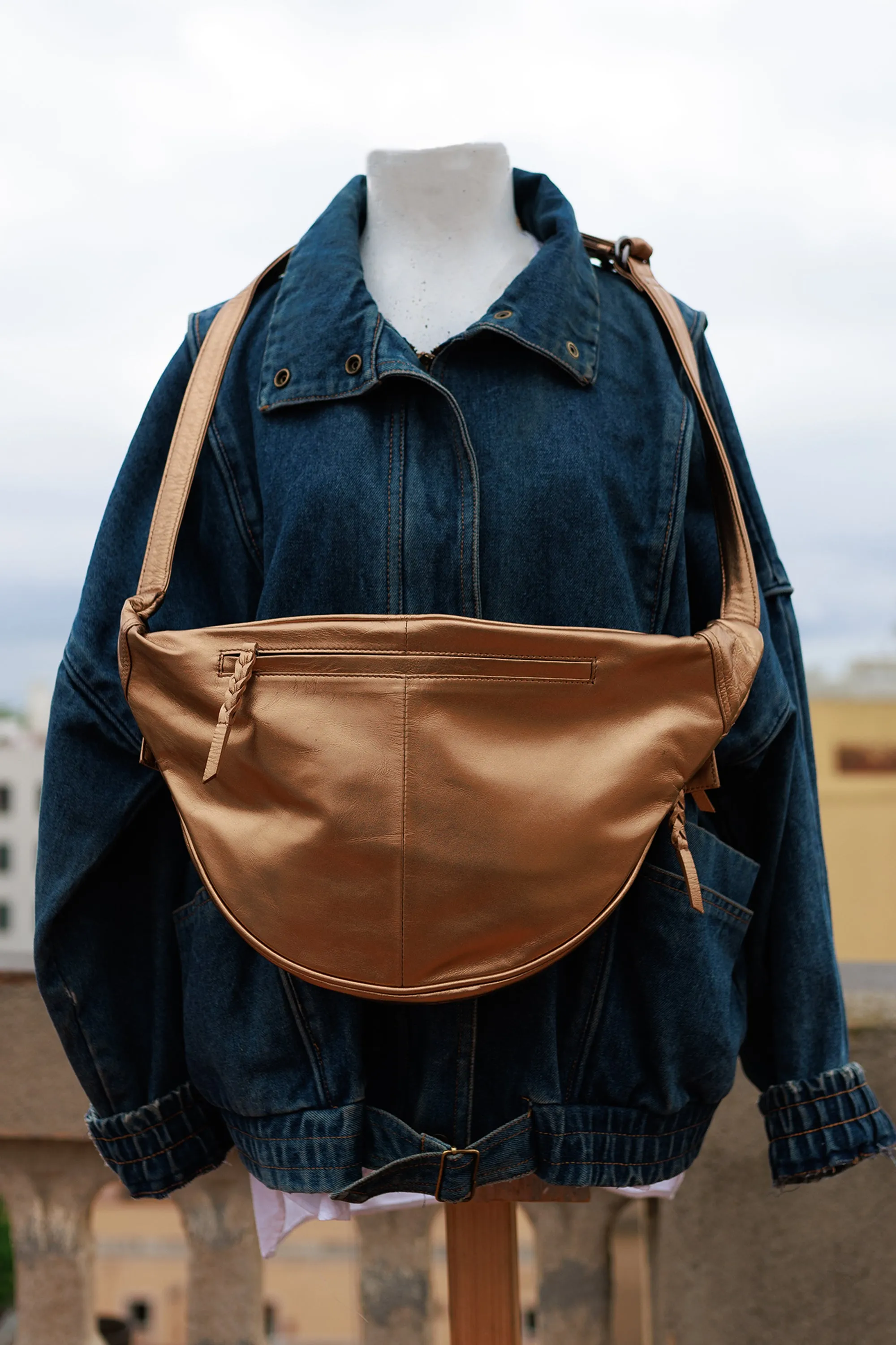 Women's Metallic Hobo Bag