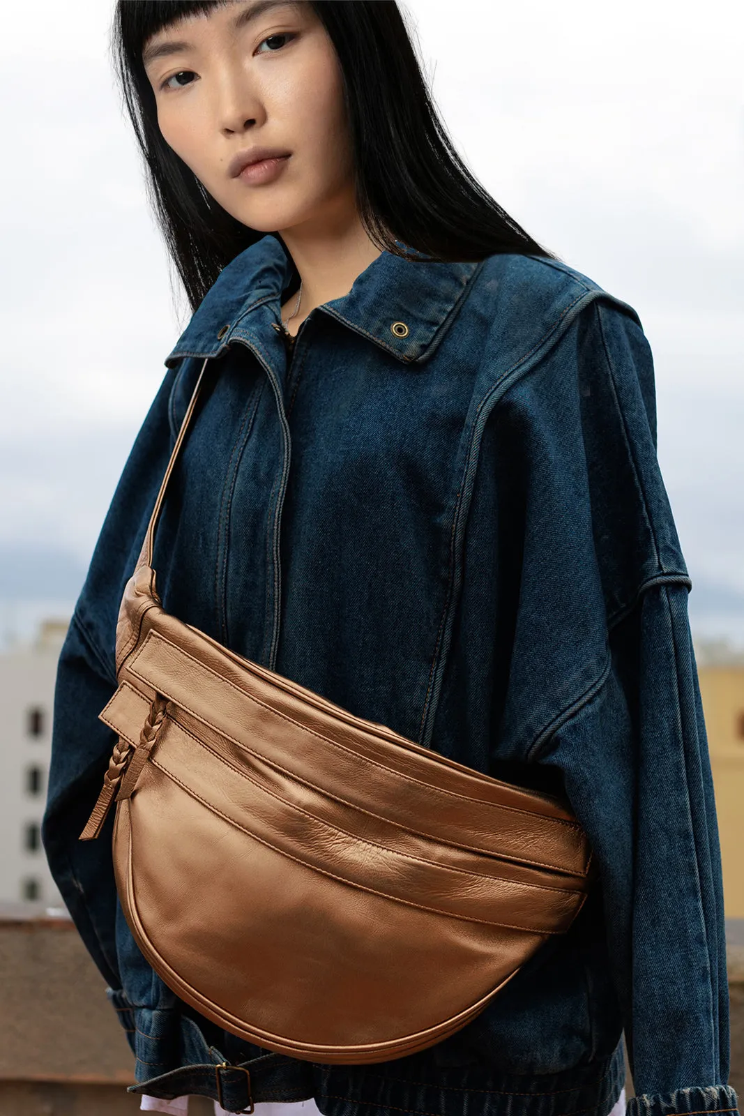 Women's Metallic Hobo Bag