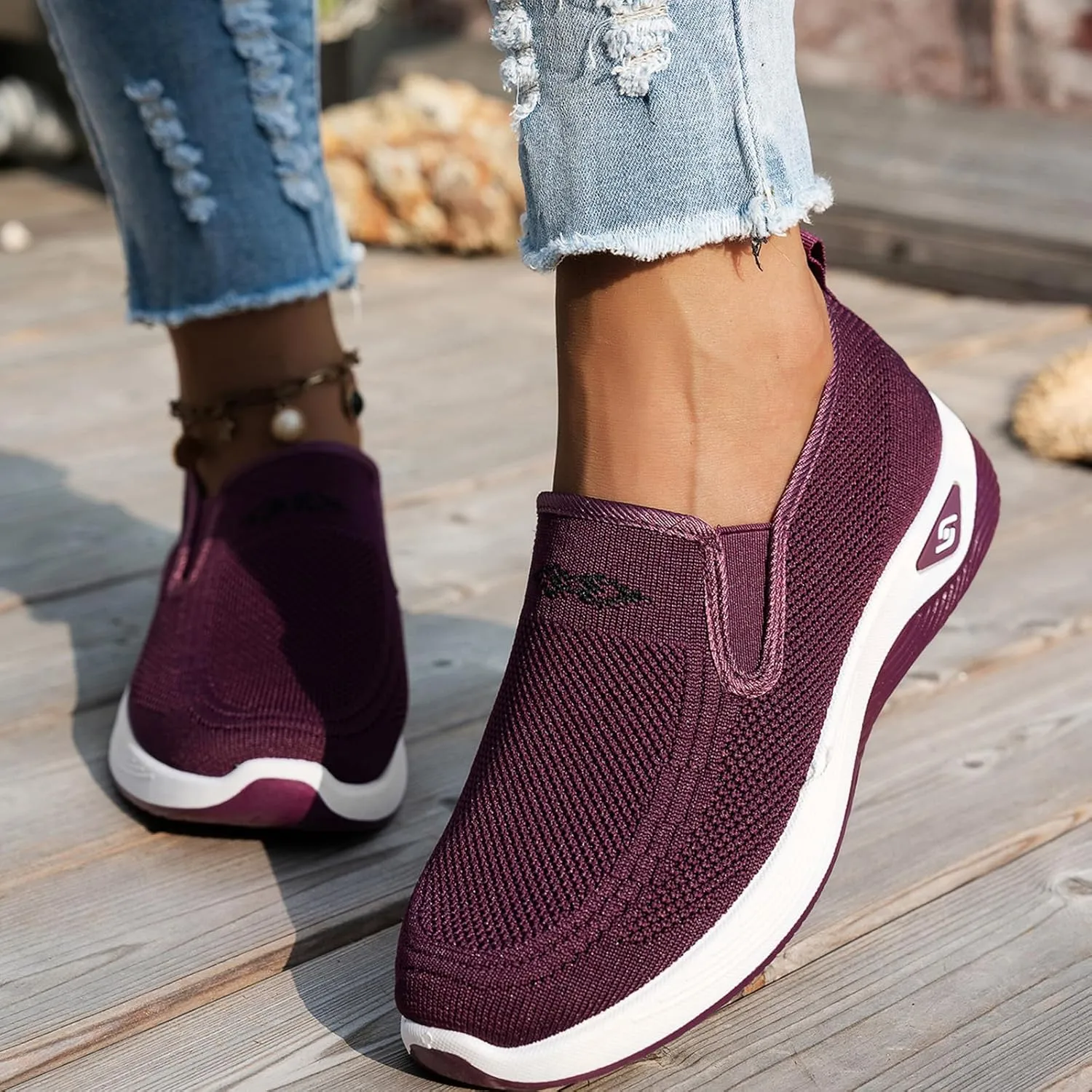 Womens Walking Shoes Wide Width Slip On Walking Tennis Sneakers Lightweight Casual Breathable Sneakers Comfortable Loafers